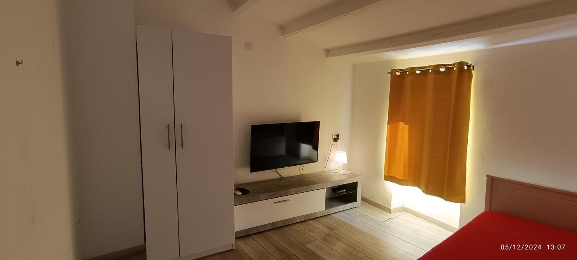 Two-Bedroom Apartment Terrace Sea View