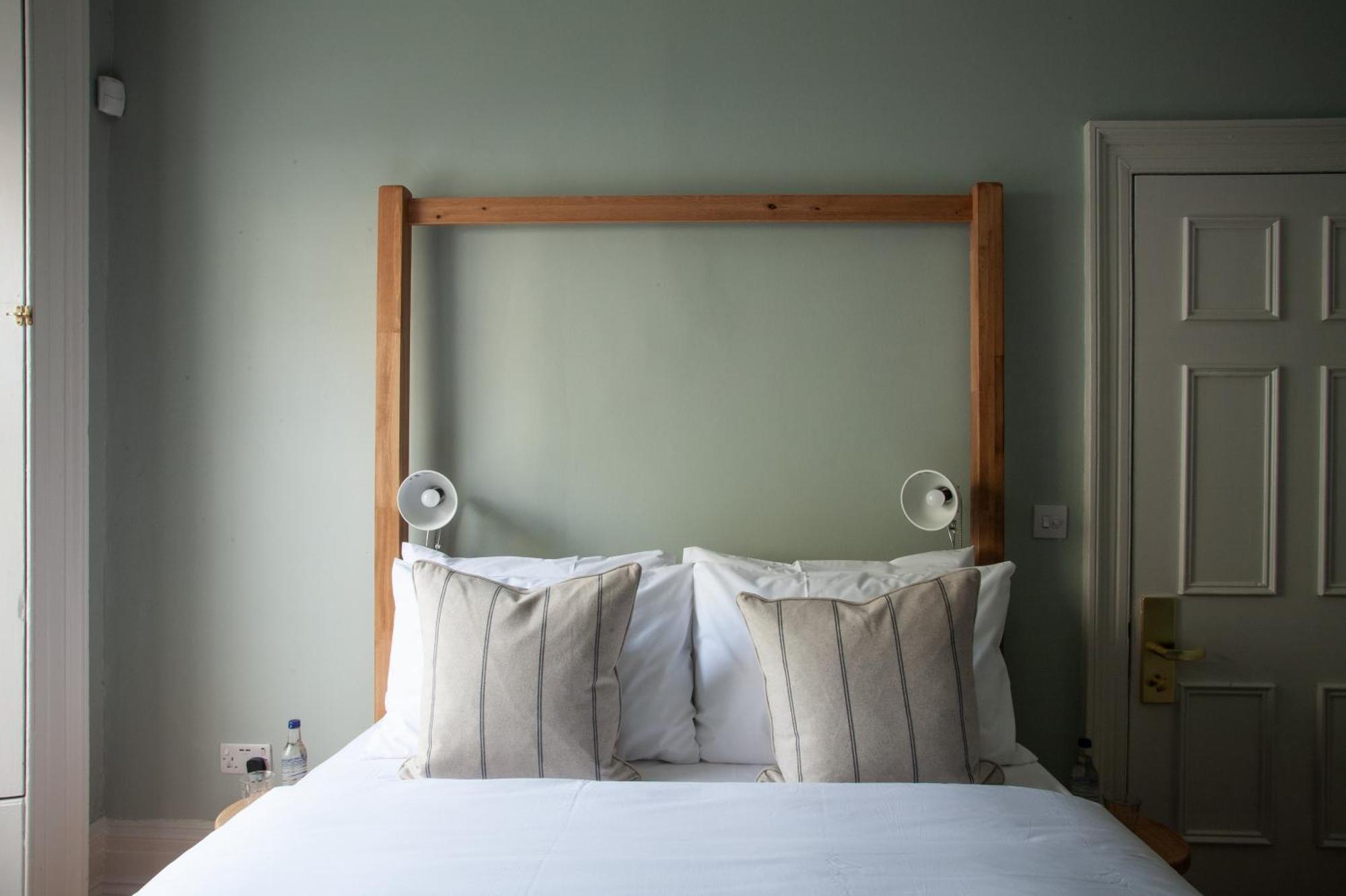 King Room,1639391718:JPEG