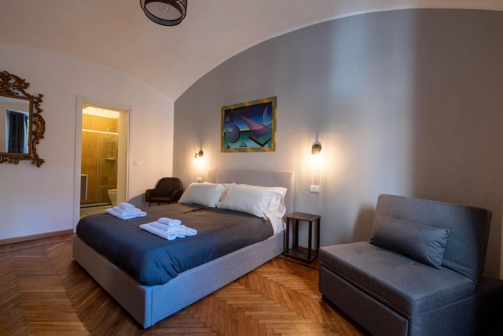 Large Double Room