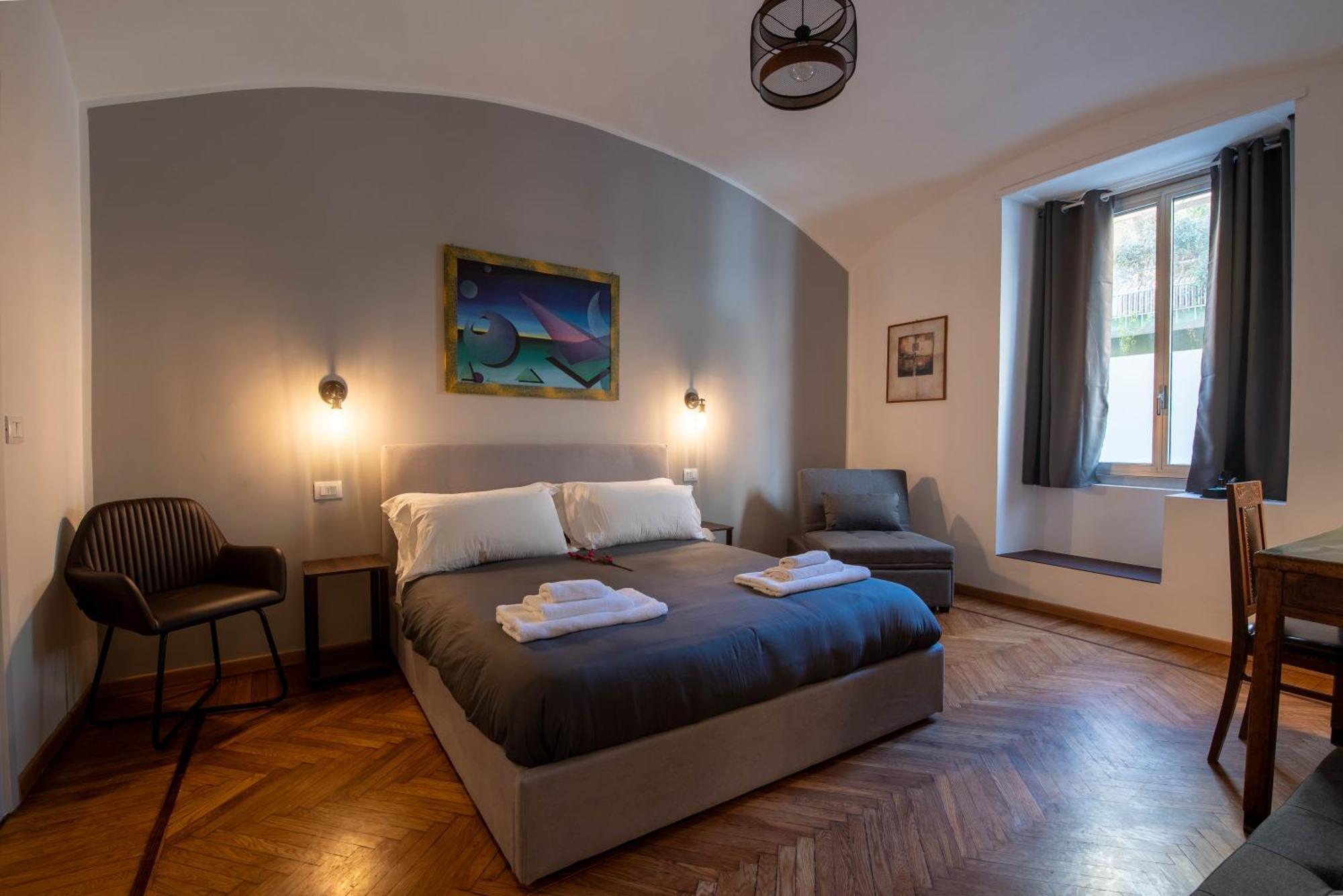 Large Double Room