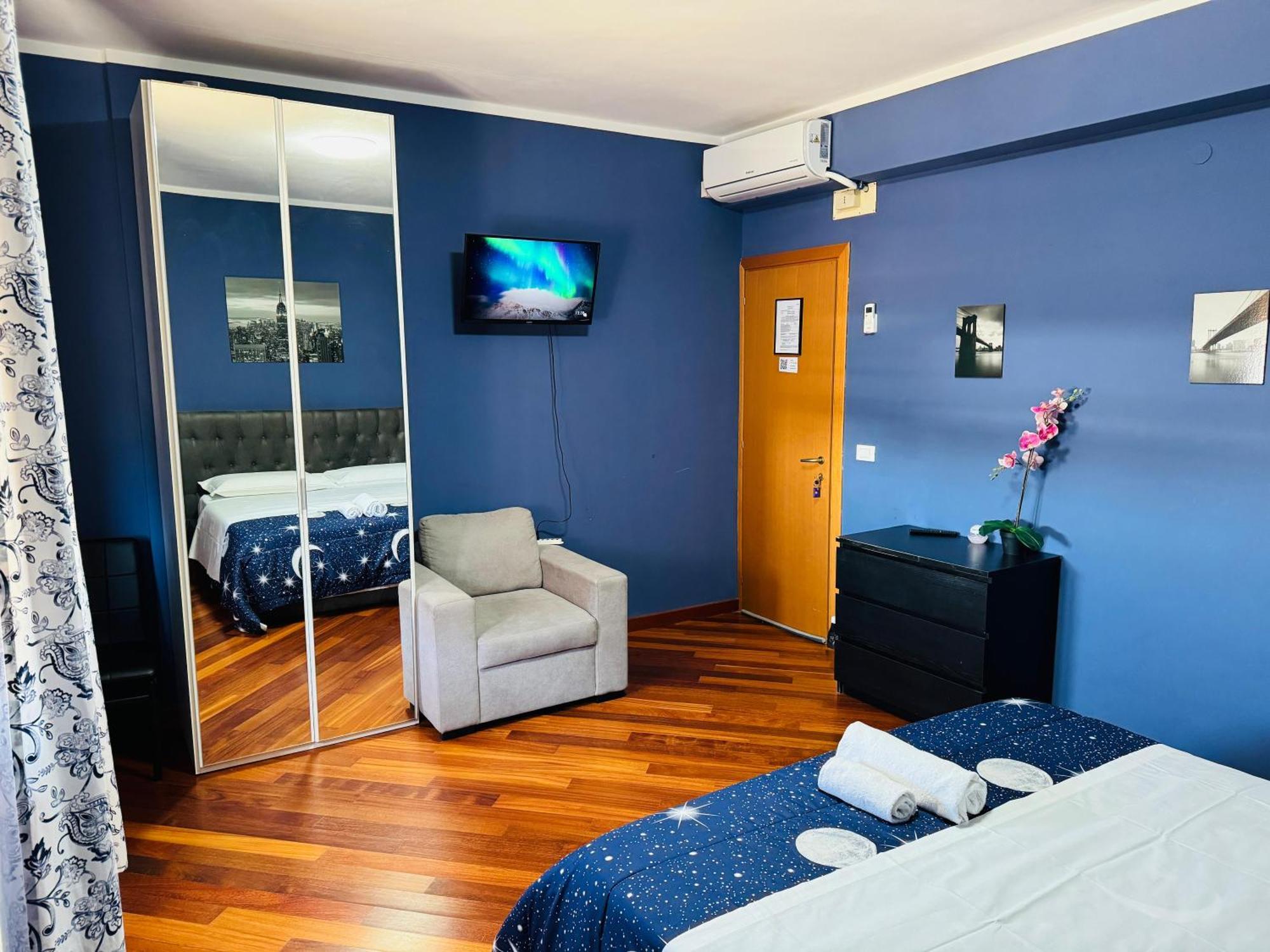 Queen Room