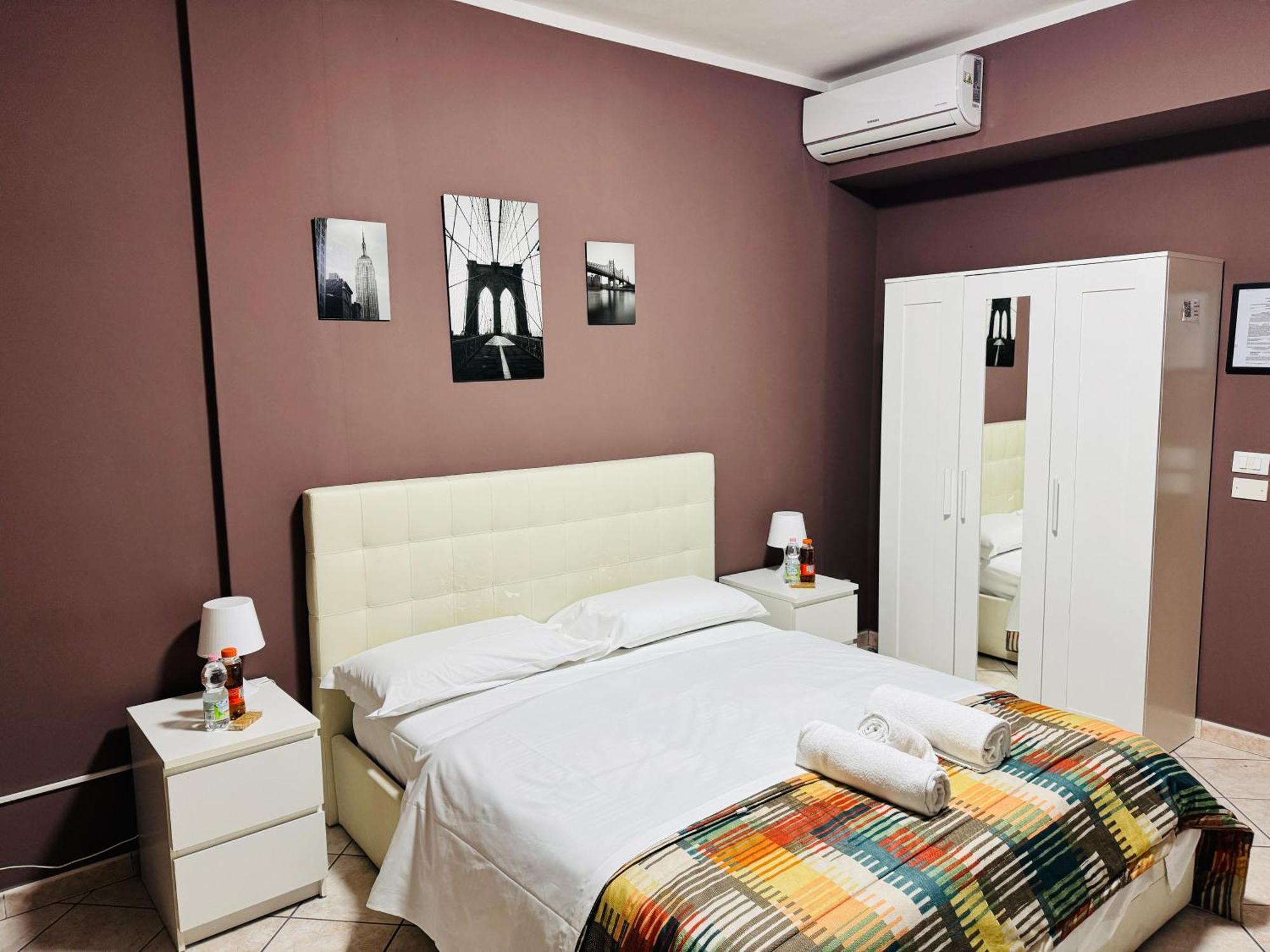 Queen Room