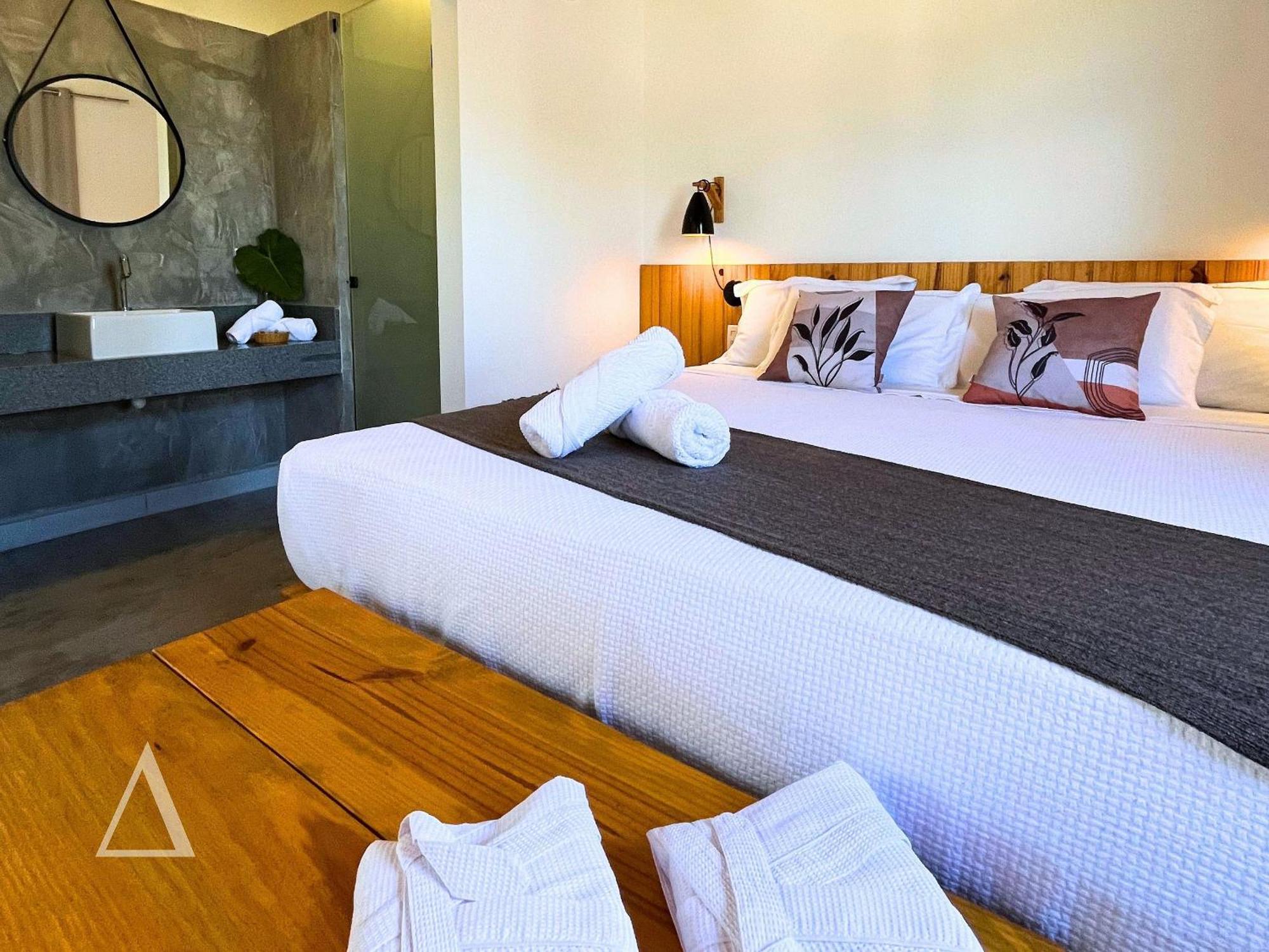 King Suite Spa Bath