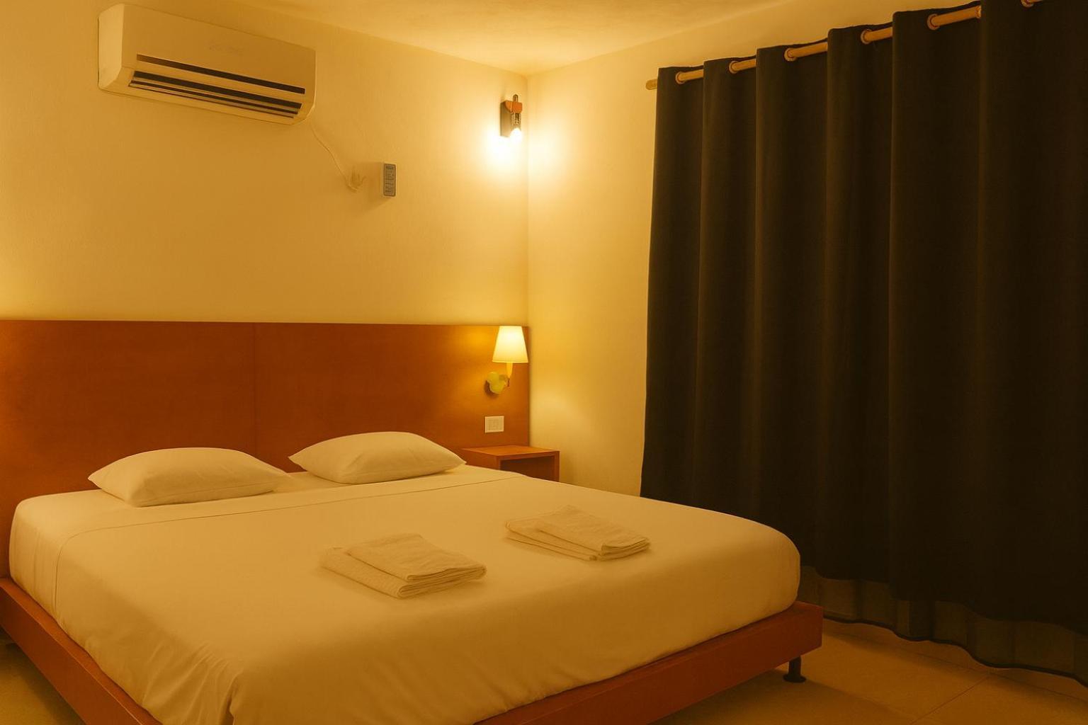 Double Room Private Bathroom