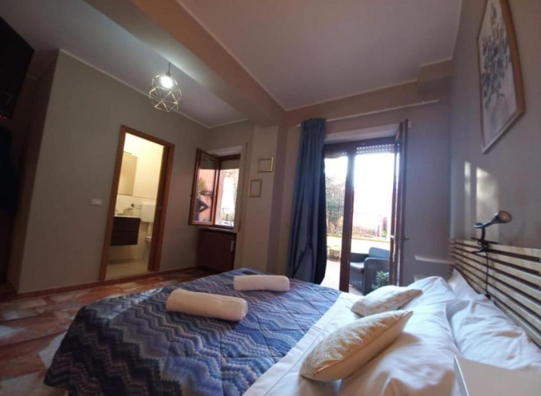 Double Room,1709118064:JPEG