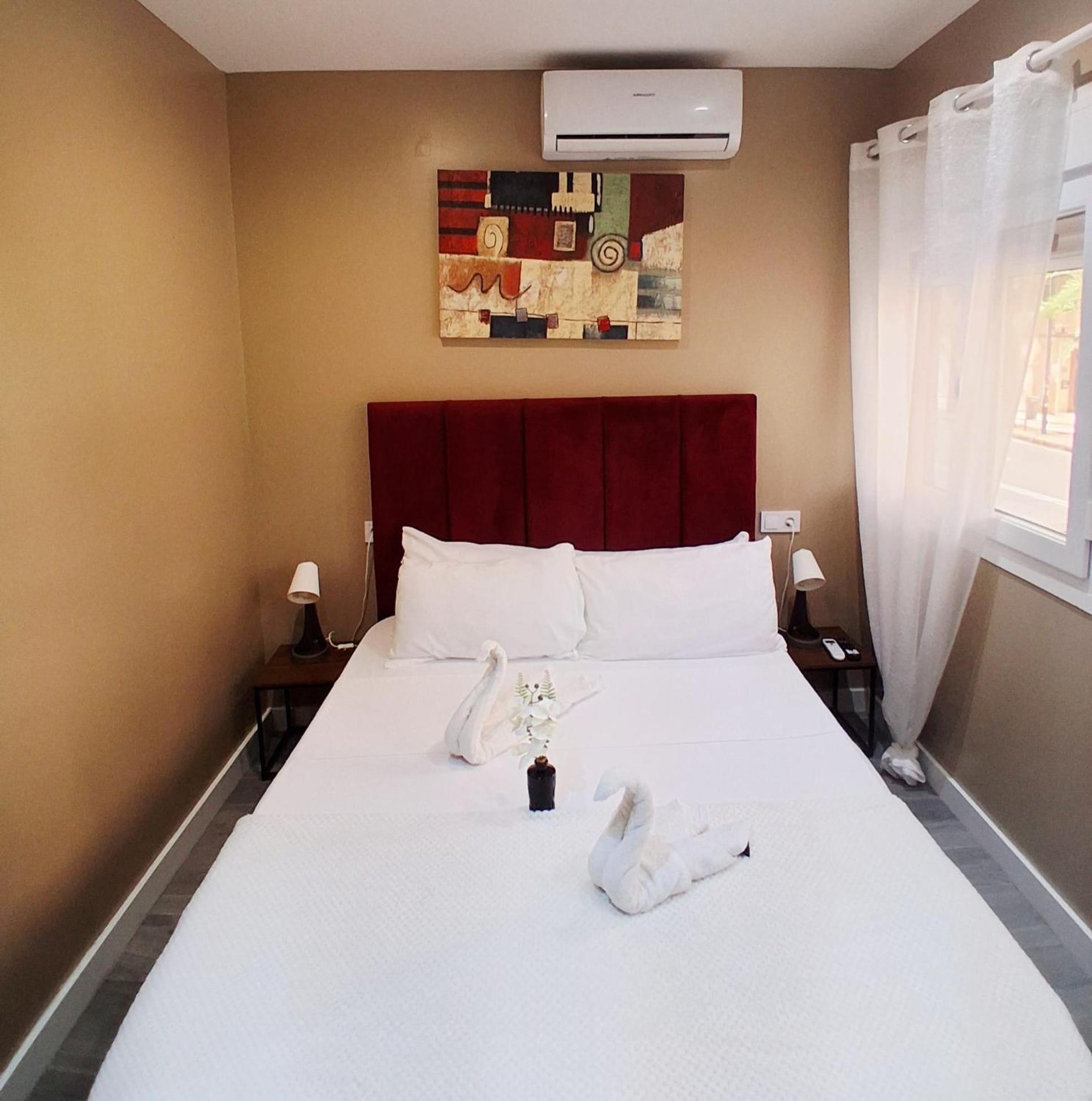Double Room Private Bathroom