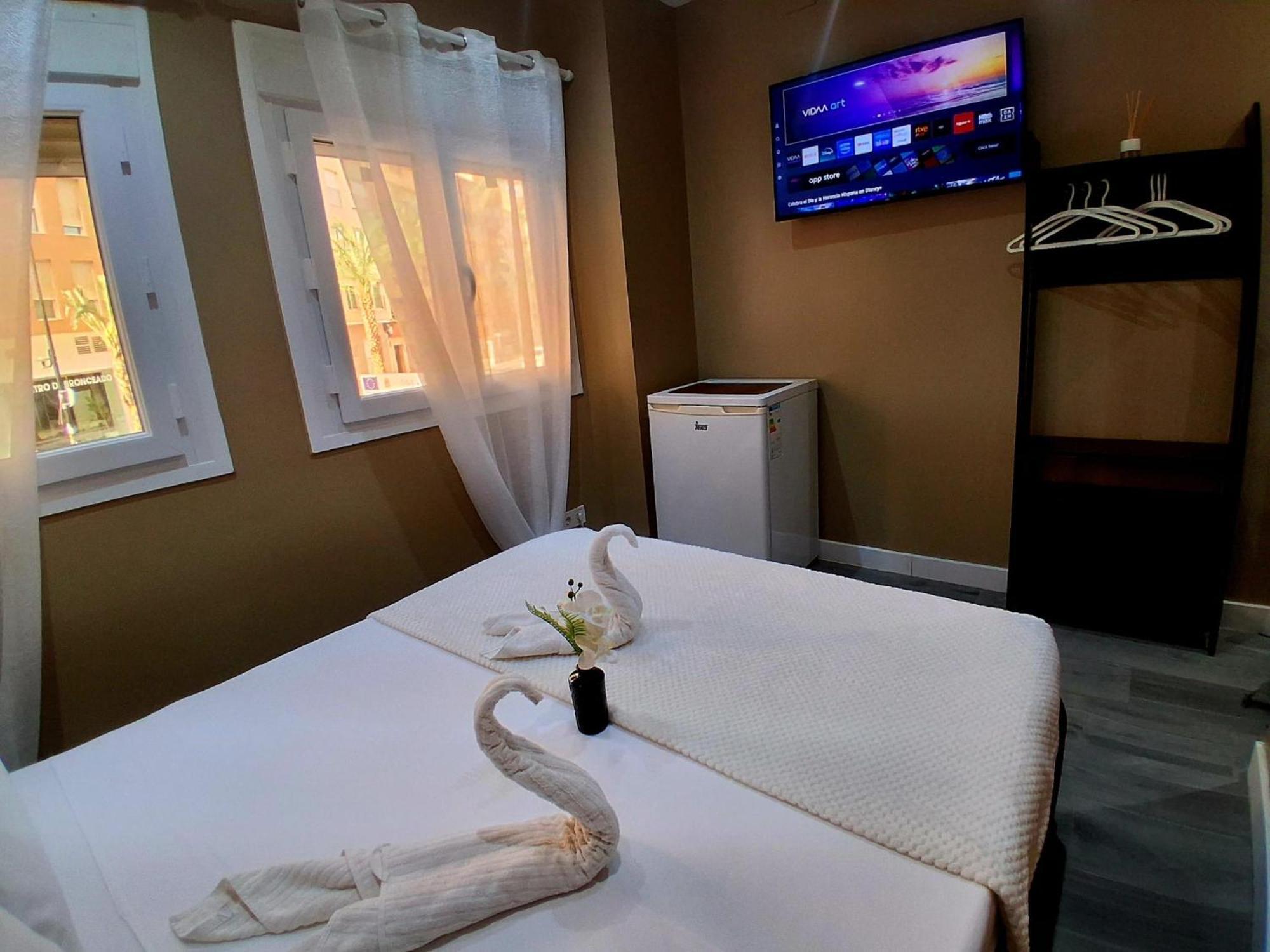 Double Room Private Bathroom