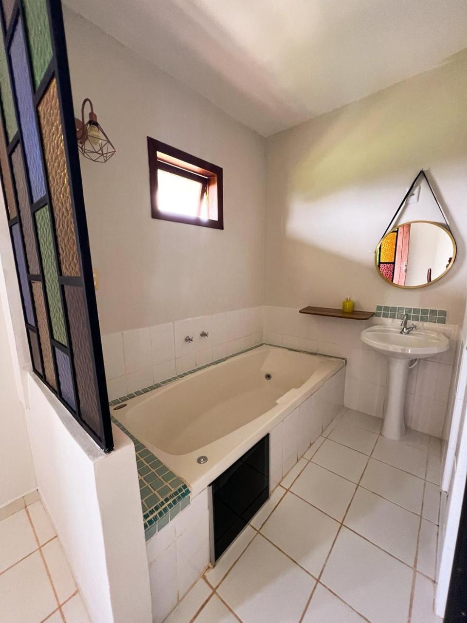 Deluxe Suite Spa Bath