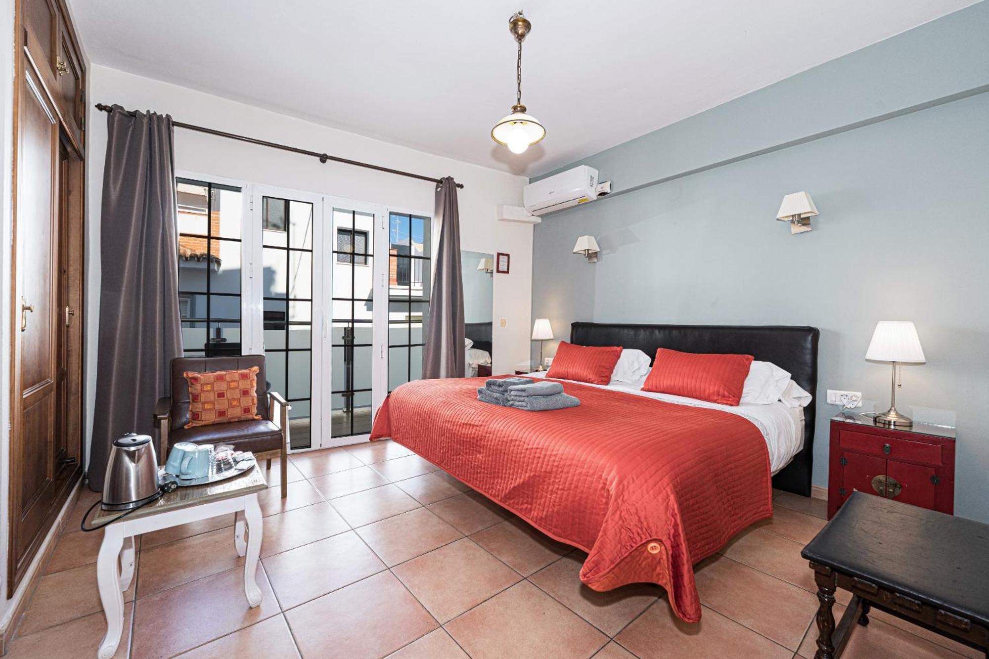 Double or Twin Room with Private Bathroom,1742770042:JPEG