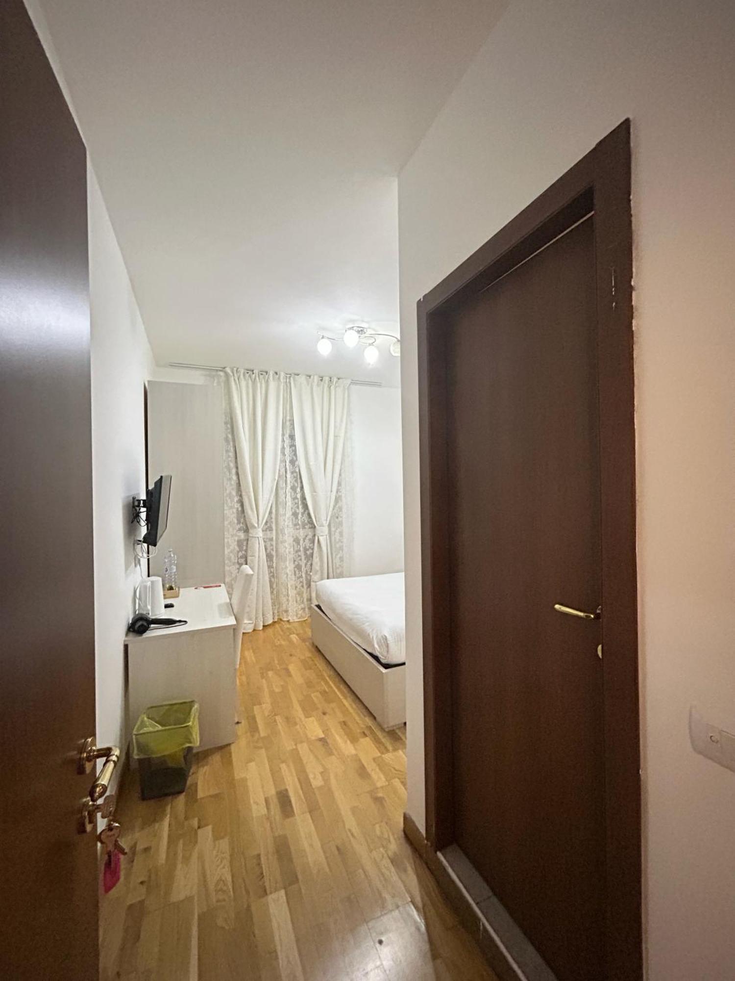Double Room Private Bathroom