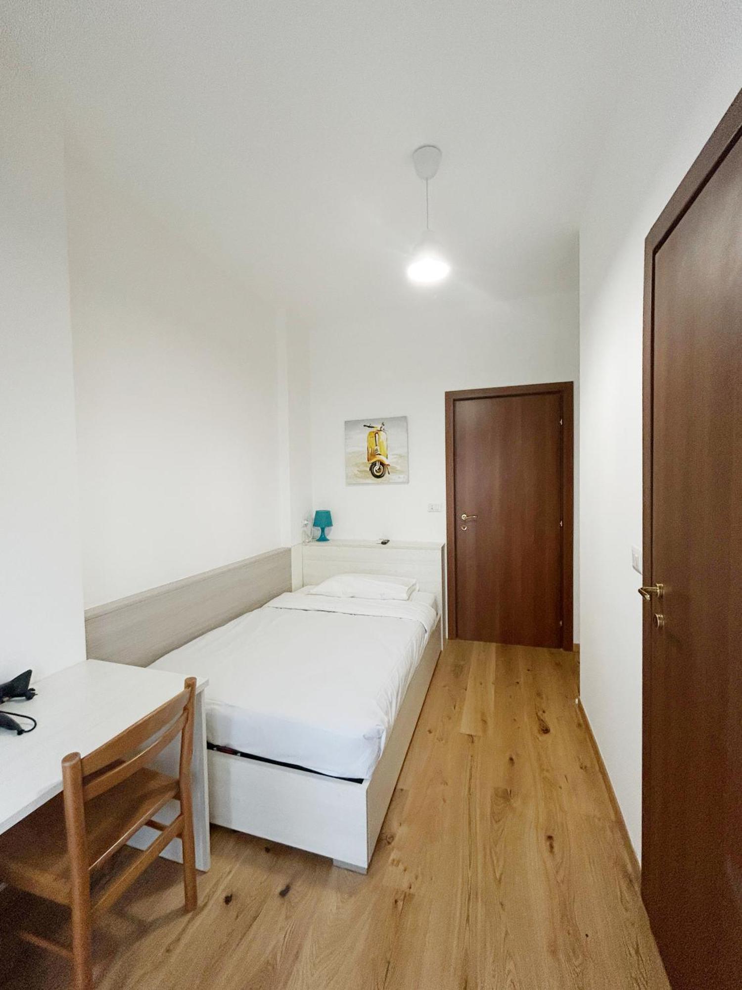 Single Room Private Bathroom