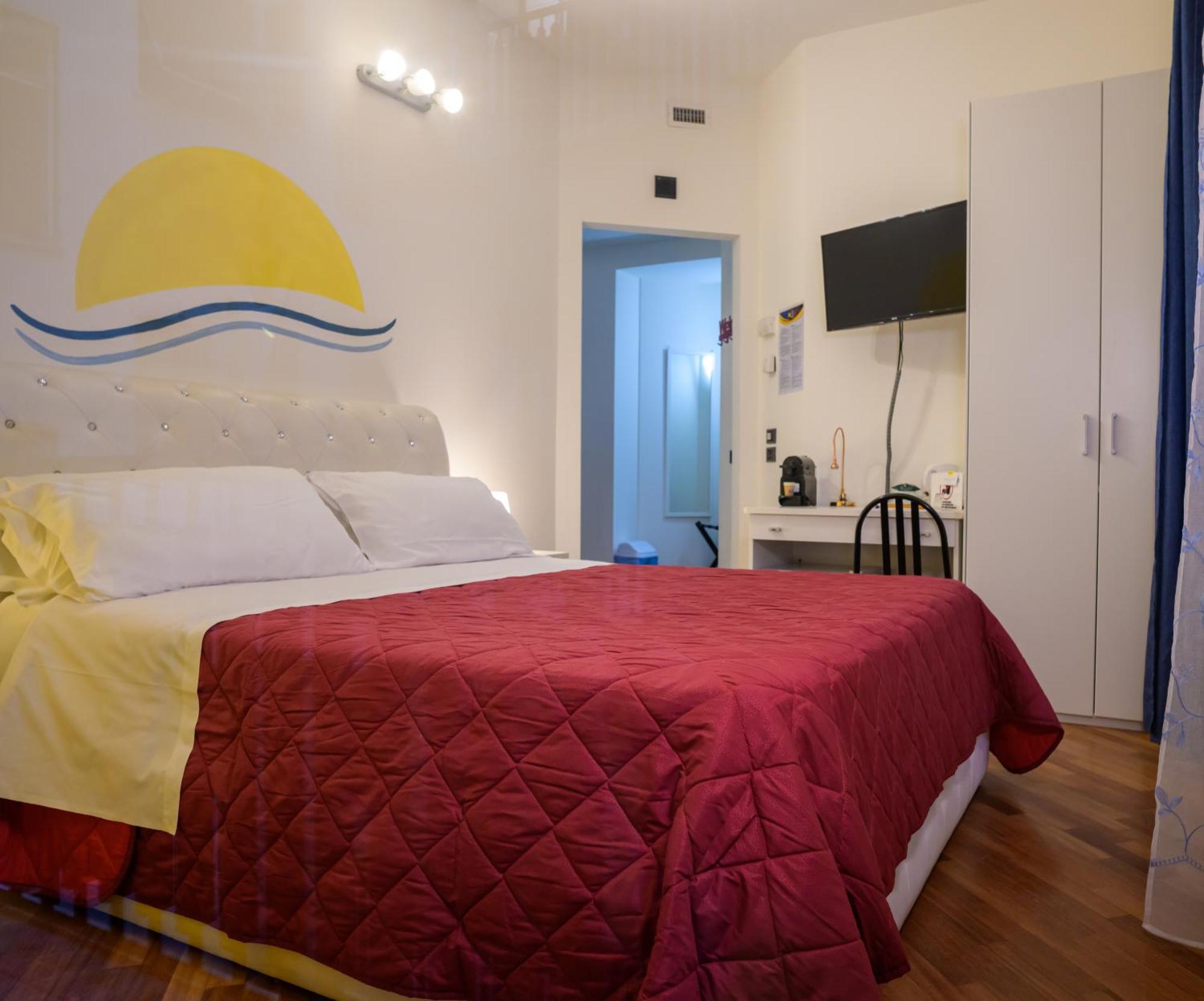 Deluxe Double Room Shower
