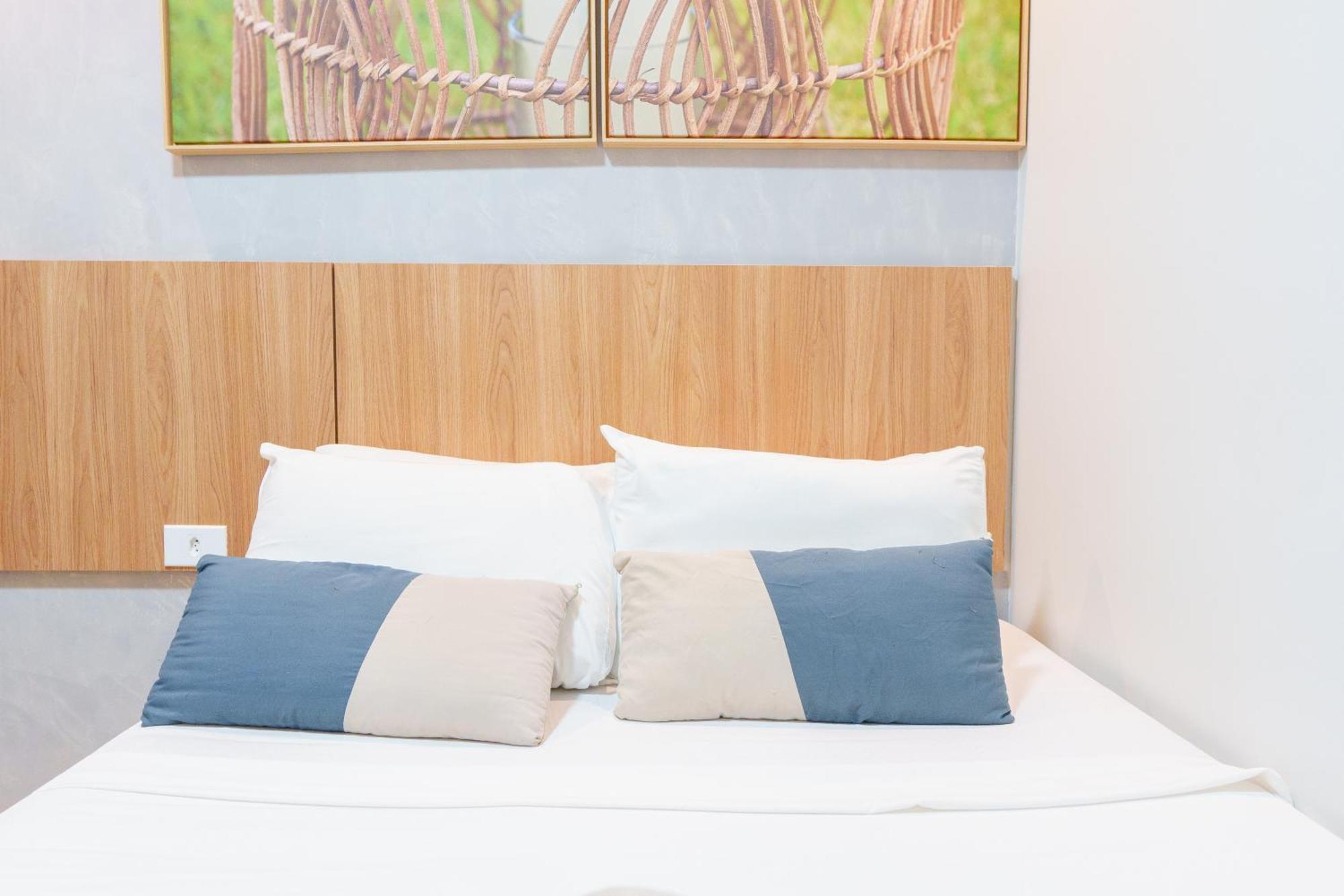 Basic Triple Room