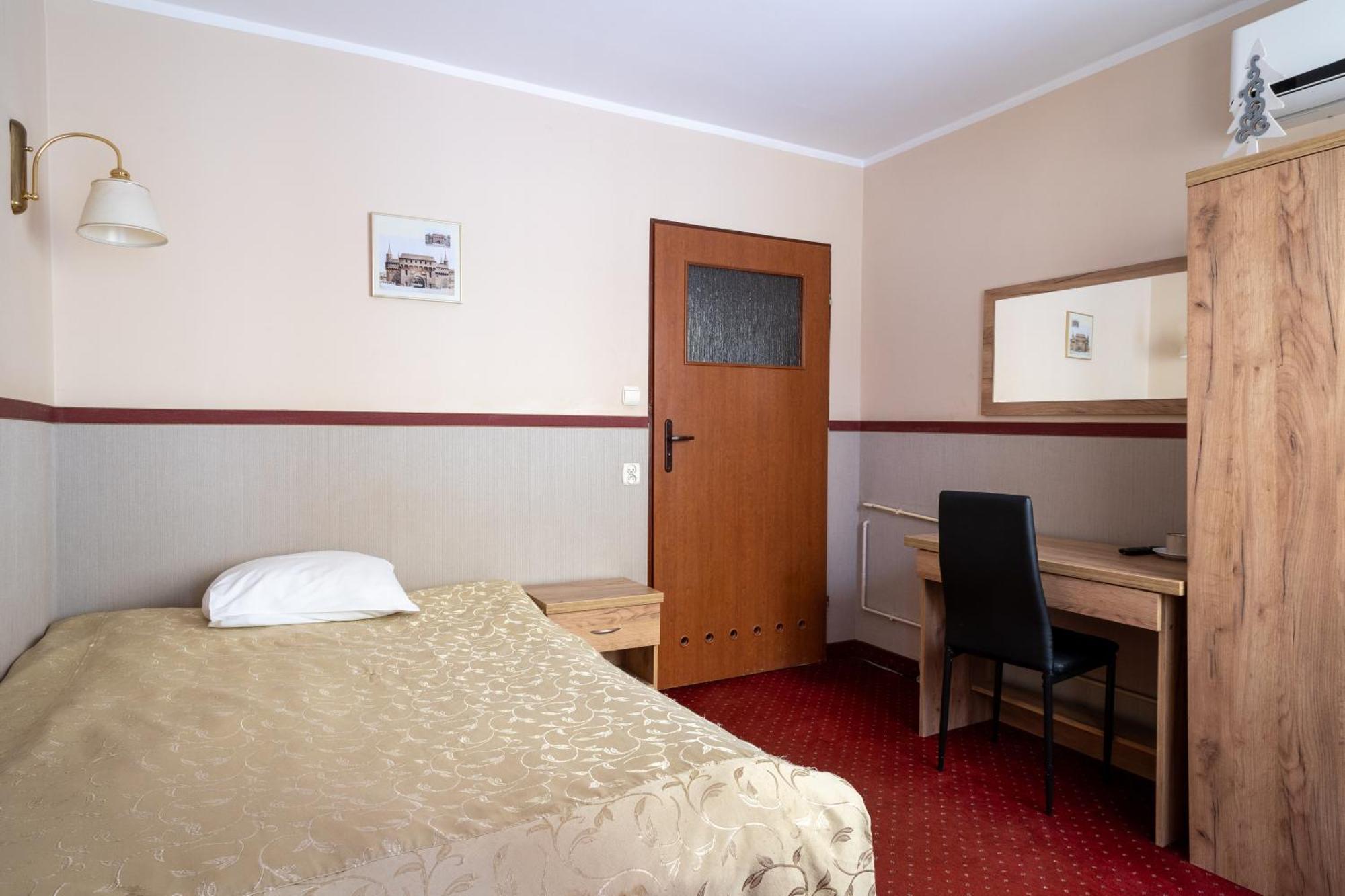 Single Room,1746879157:JPEG