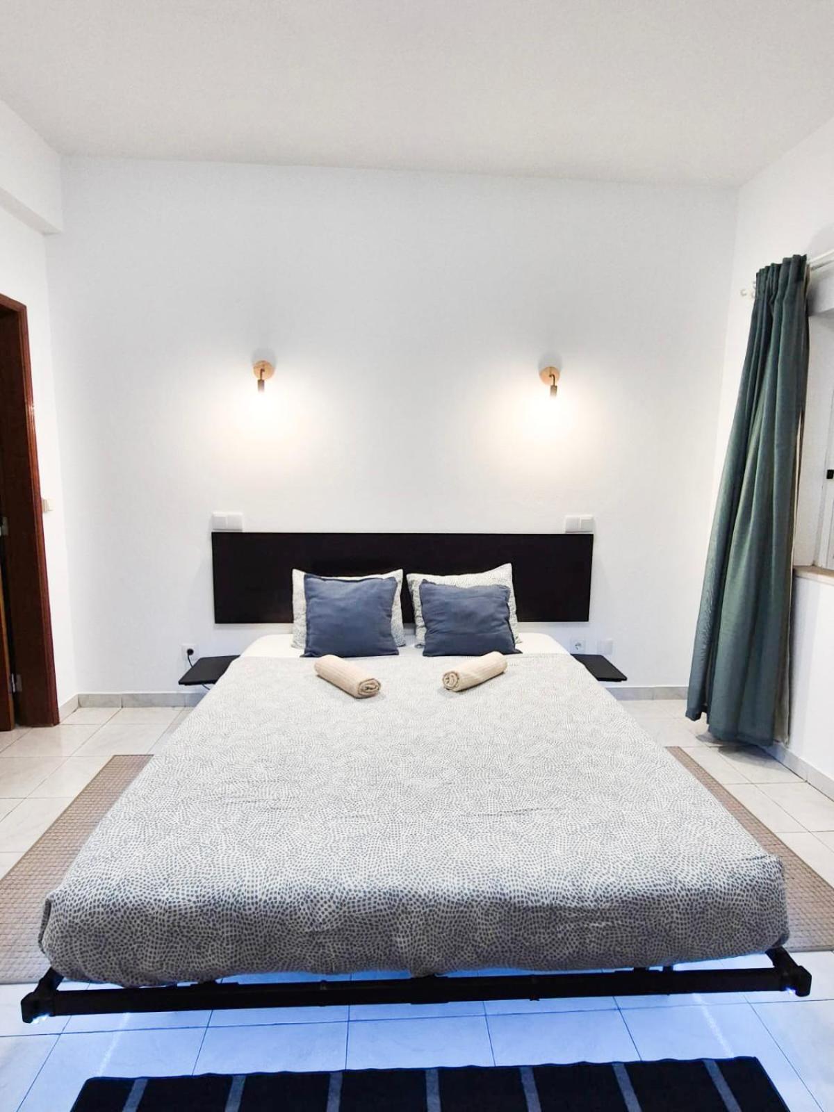 Double or Twin Room Private Bathroom