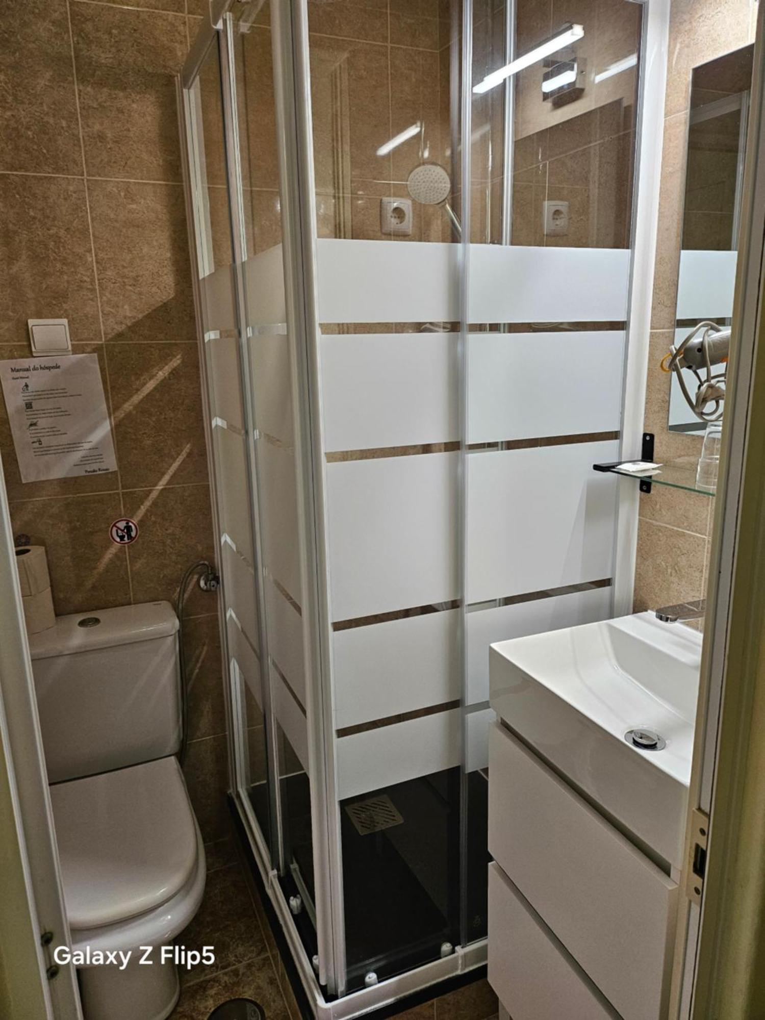 Double Room Private Bathroom