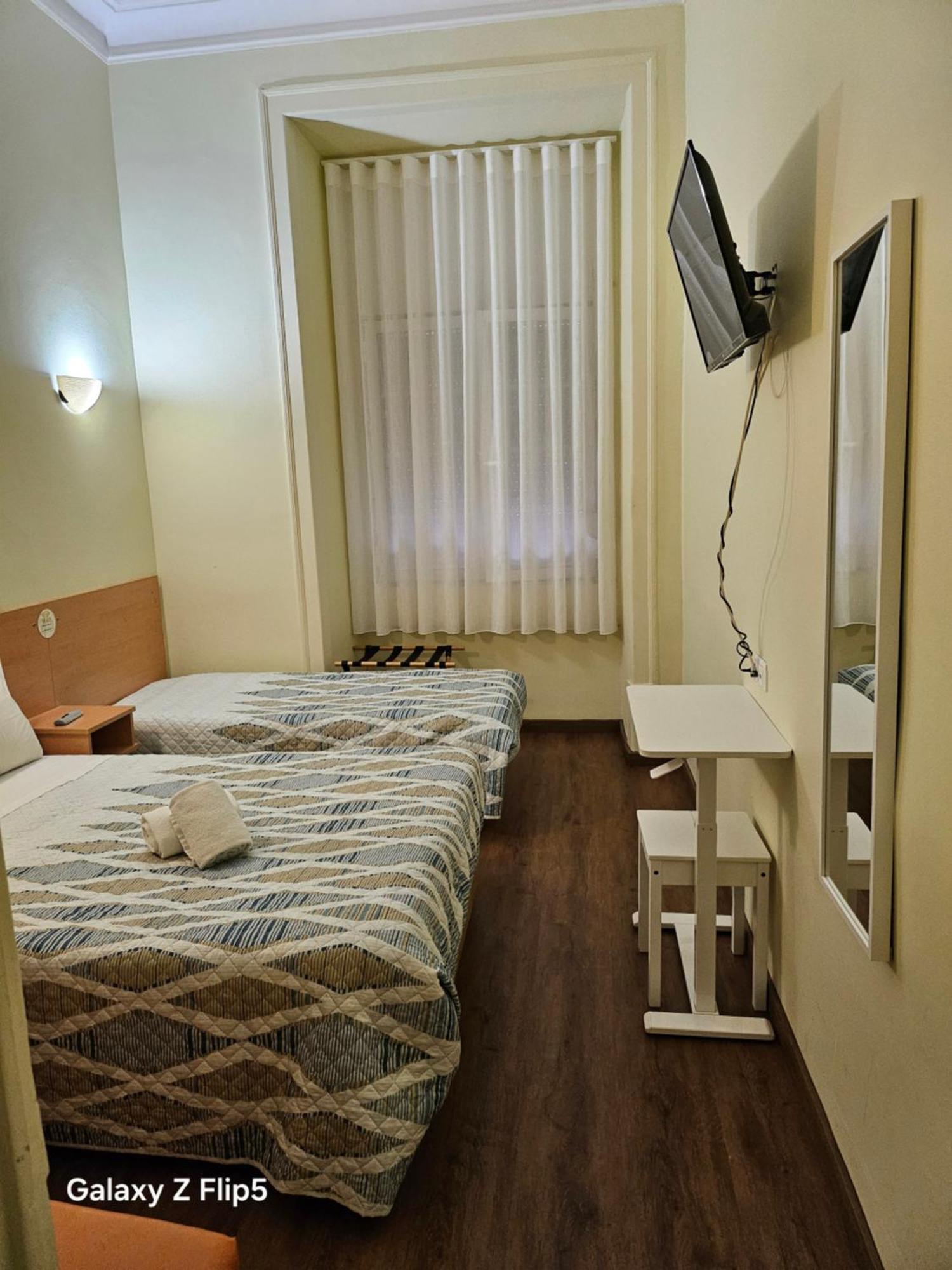 Double Room Private Bathroom