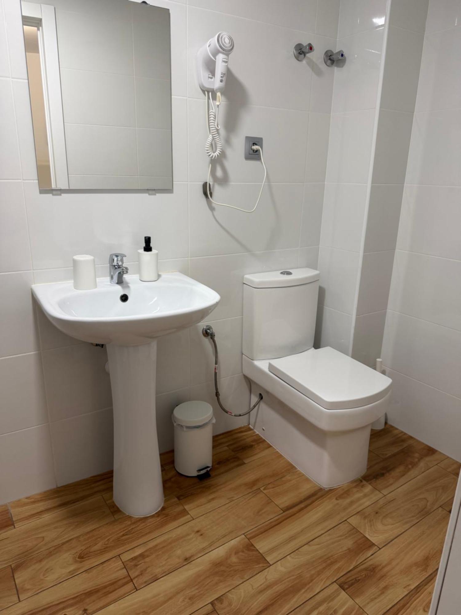 Double room with view to the interior yard