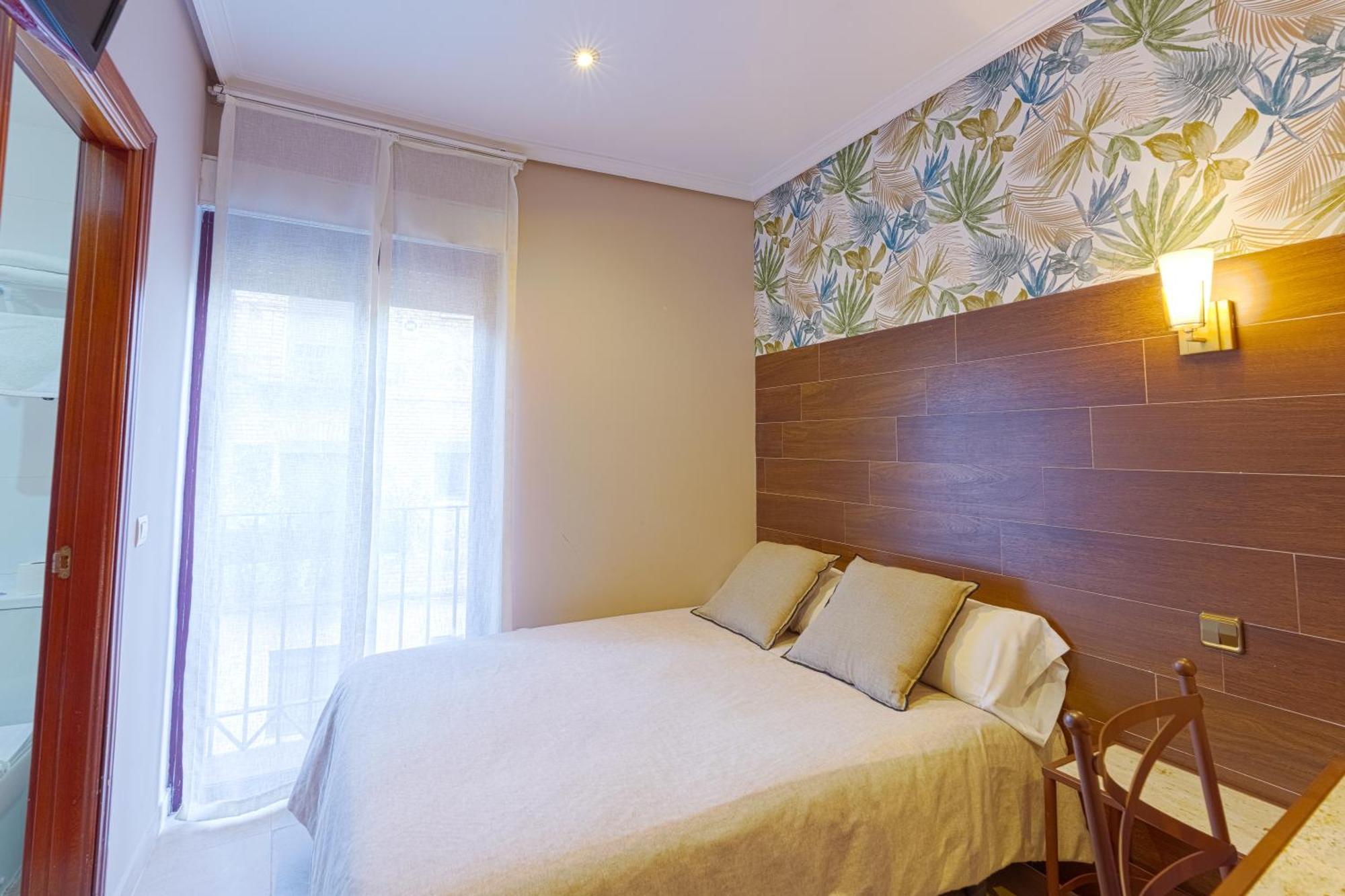 Small Single Room