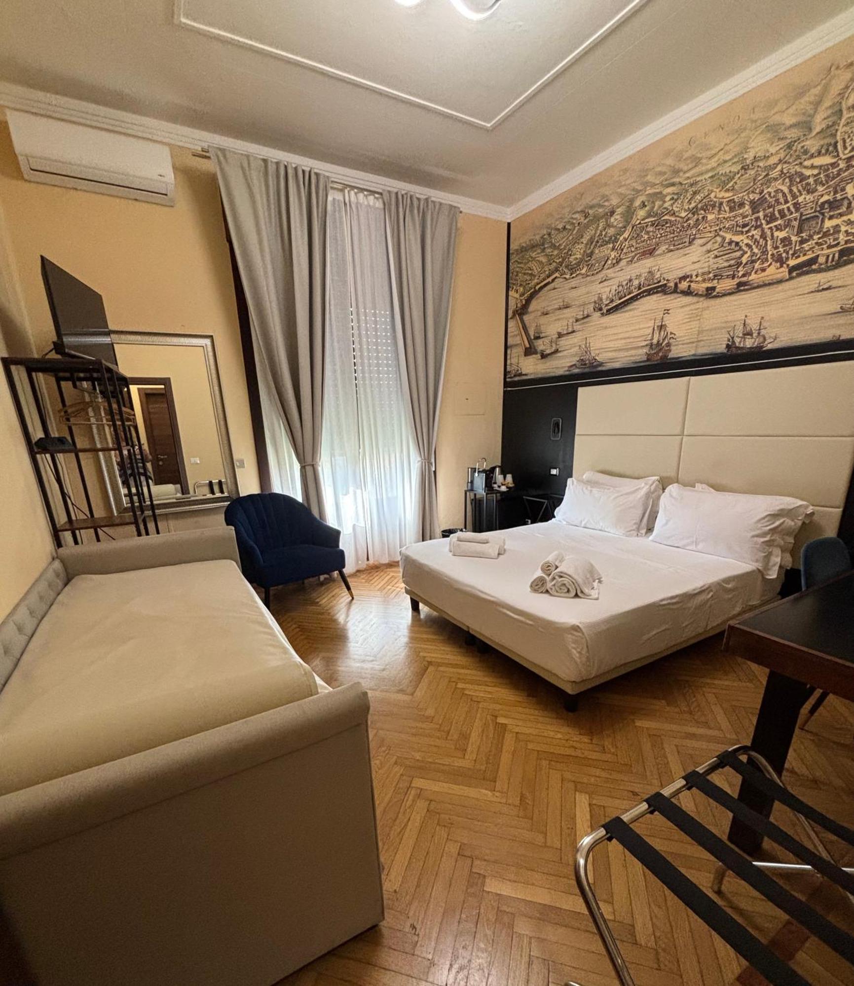 Quadruple Room Private Bathroom