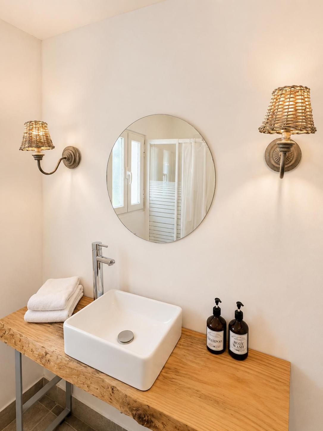 Double Room Private Bathroom Garden View