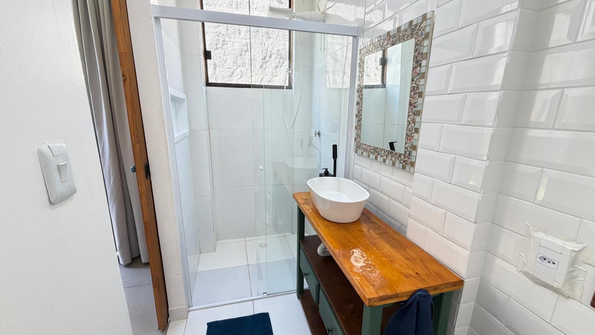 Quadruple Room Bathroom