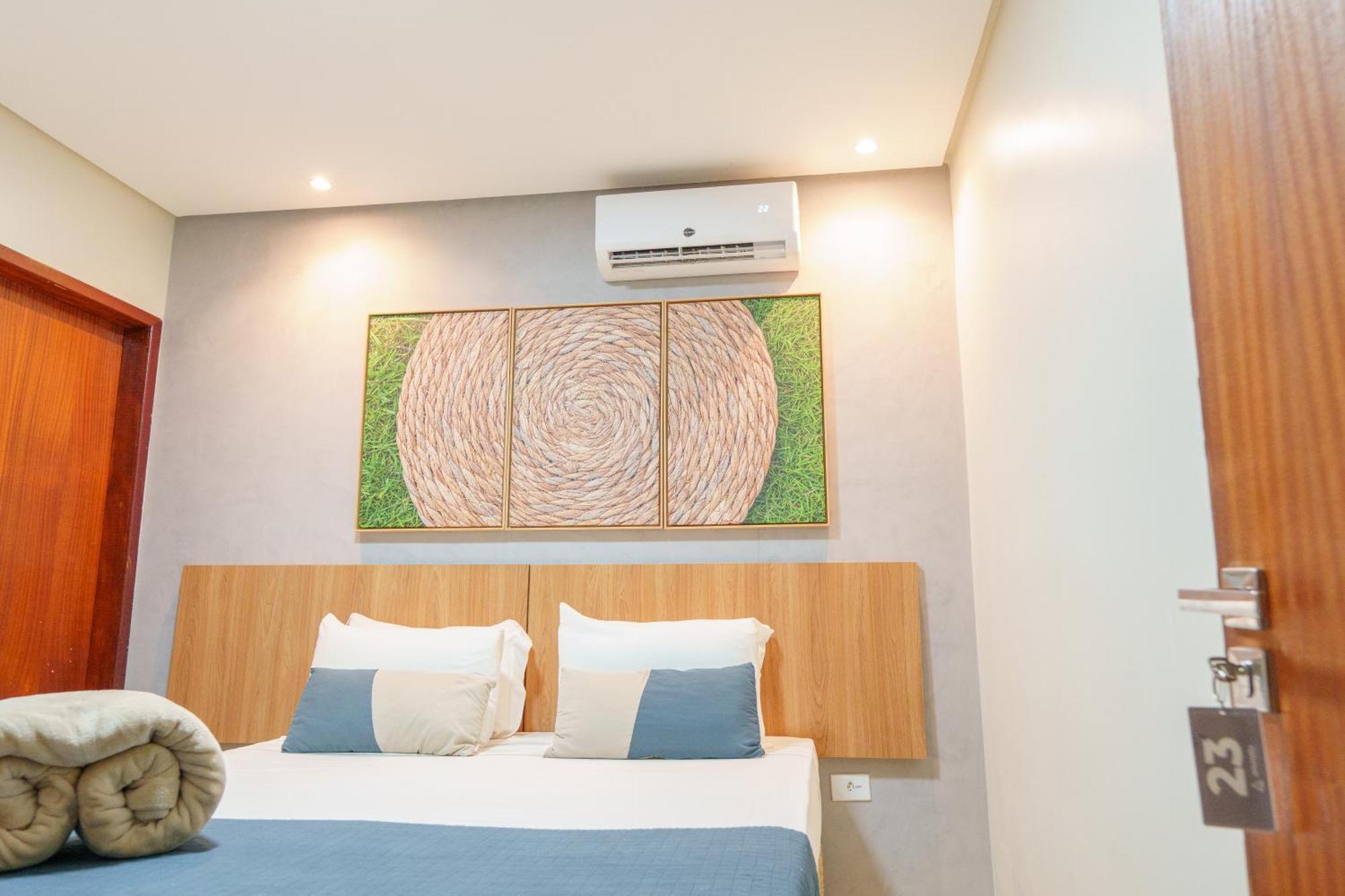 Queen Room