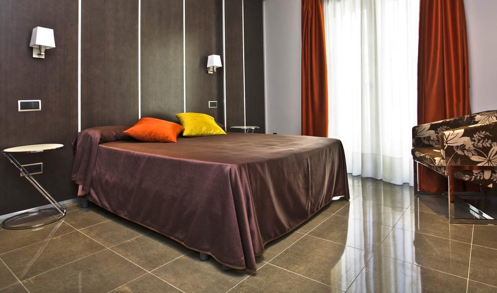 Double Room,246246789:JPEG