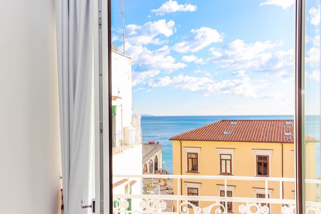 Junior Suite with Balcony and Sea View