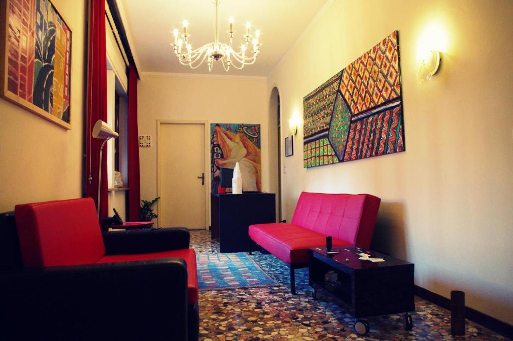 Triple Room with Shared Bathroom,679164093:JPEG