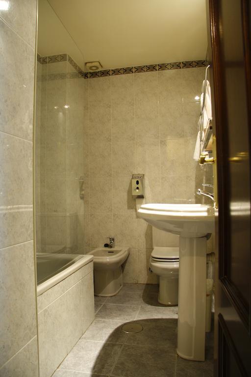 Double Room with Extra Bed,245103889:JPEG