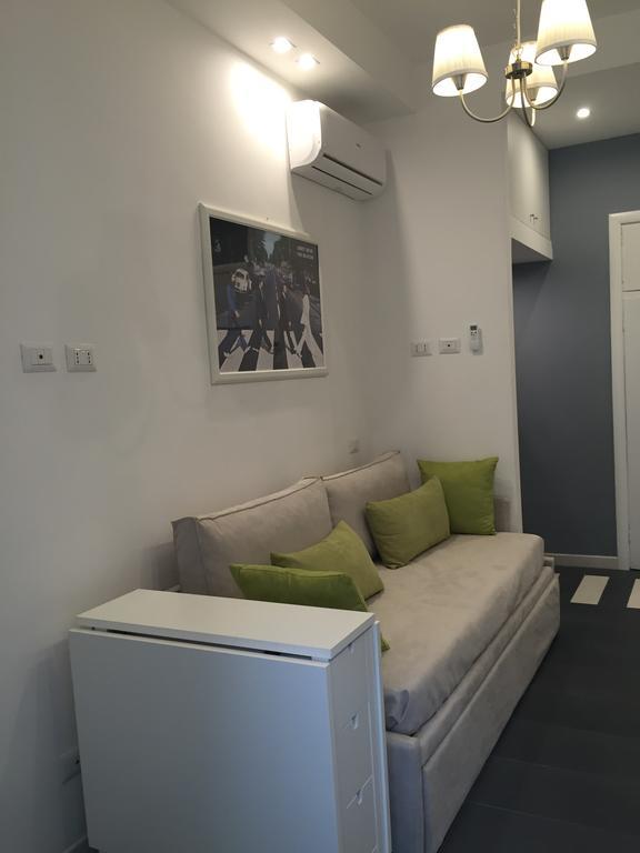 Two-Bedroom Apartment,264106057:JPEG
