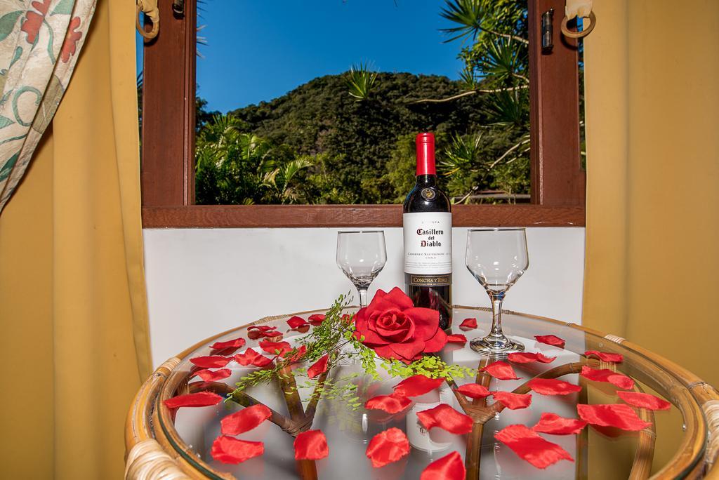 Deluxe Double Room with Bath,670729980:JPEG