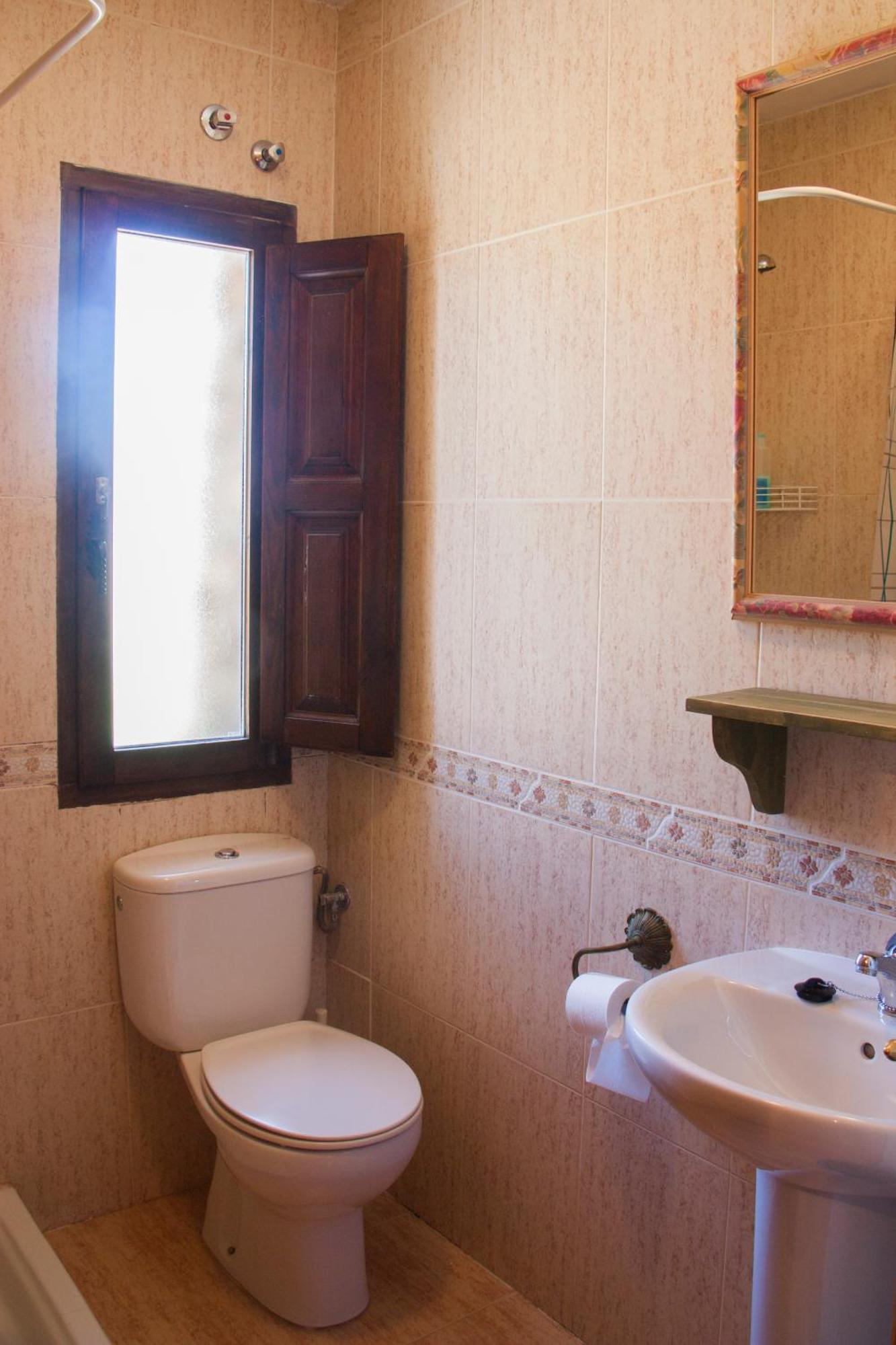 Habitación Doble con baño privado - 1 o 2 camas