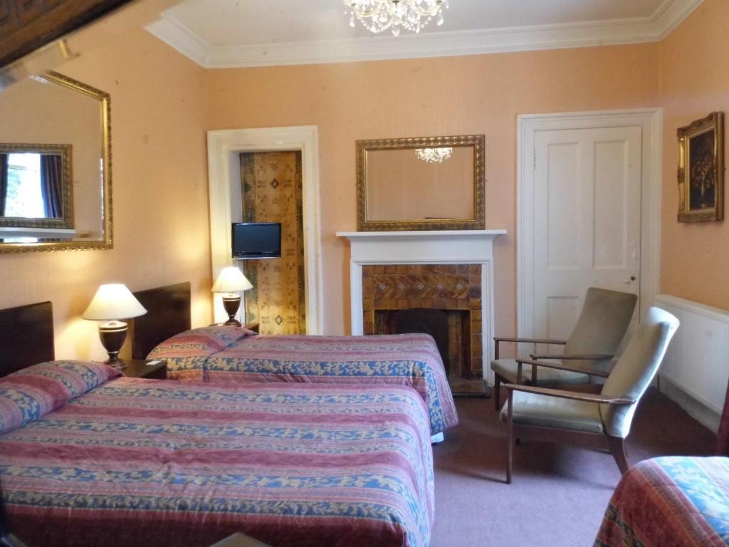 Familiekamer met Eigen Badkamer