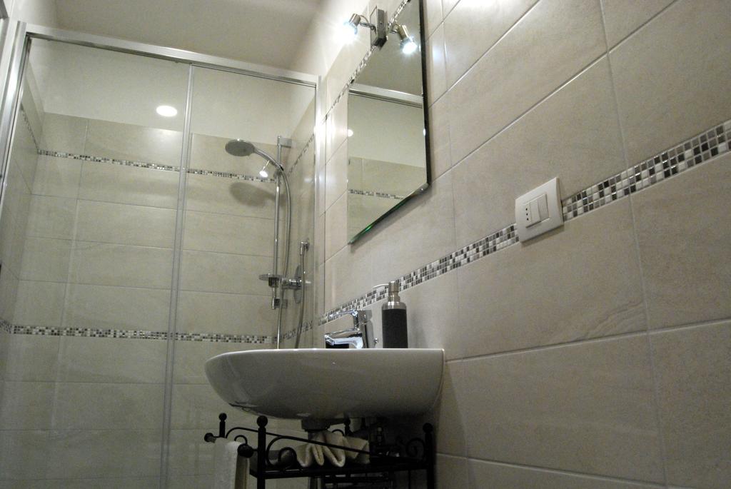 Double Room Private Bathroom