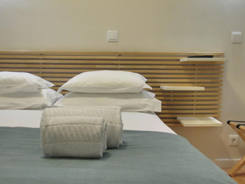 Single Room,1263787162:JPEG