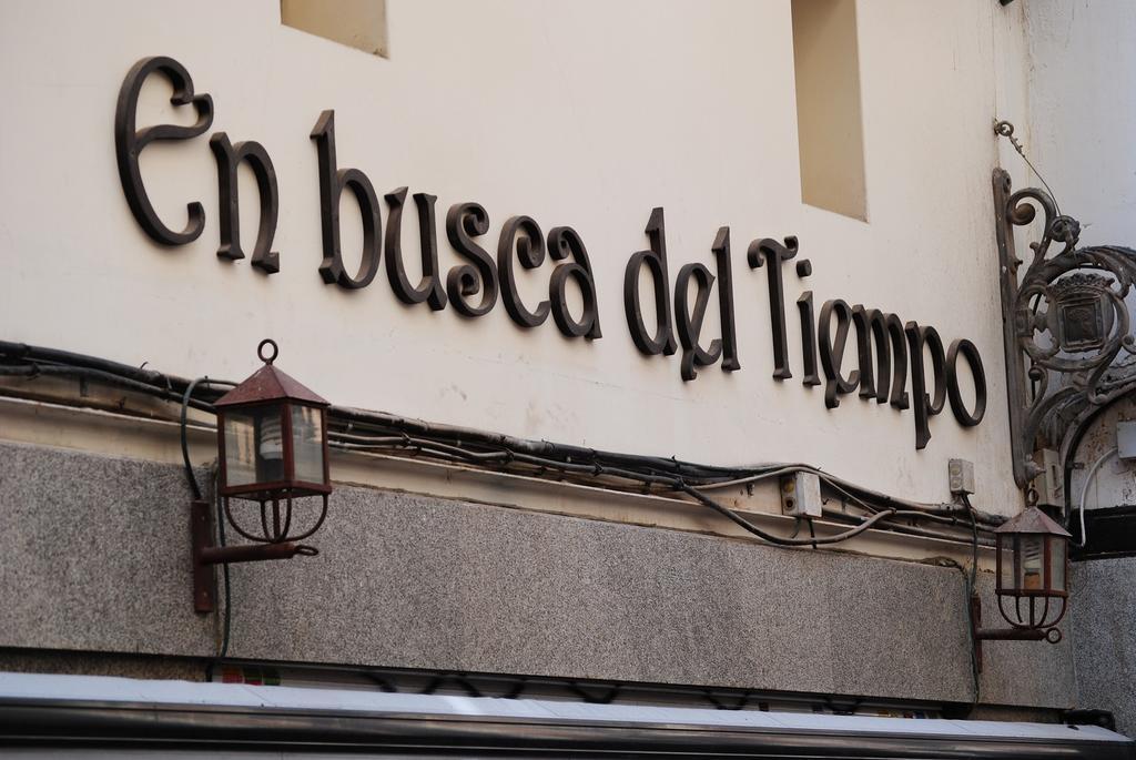 Single Room,1363124699:JPEG