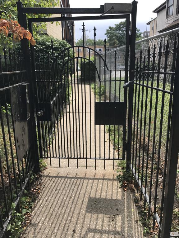 Double Room with Shared Bathroom,440301375:JPEG