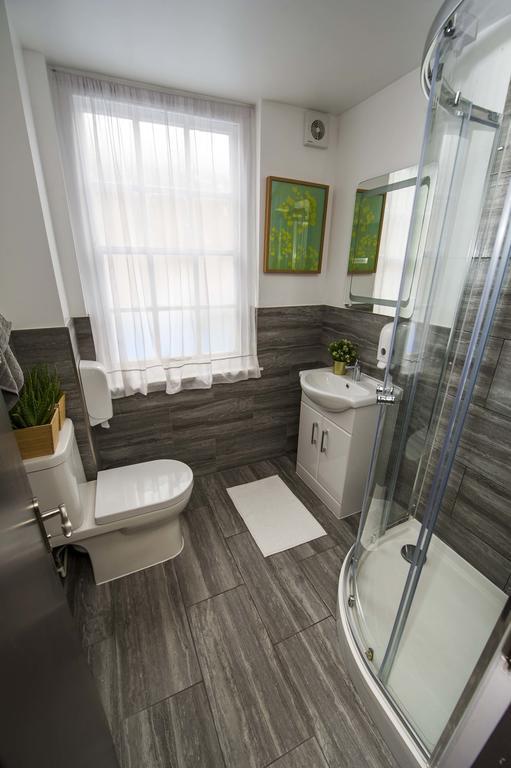 Tweepersoonskamer met Gedeelde Badkamer 11
