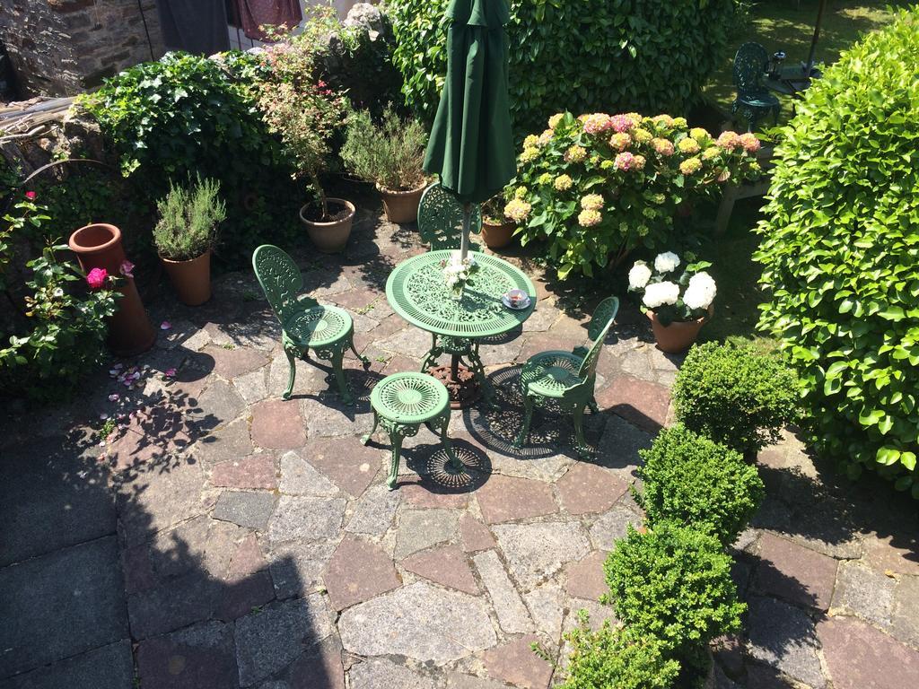 Family Room Terrace,1037017507:JPEG