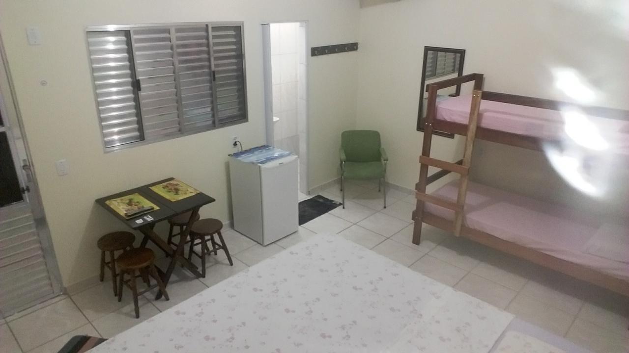 Quarto Quádruplo com Banheiro Privativo