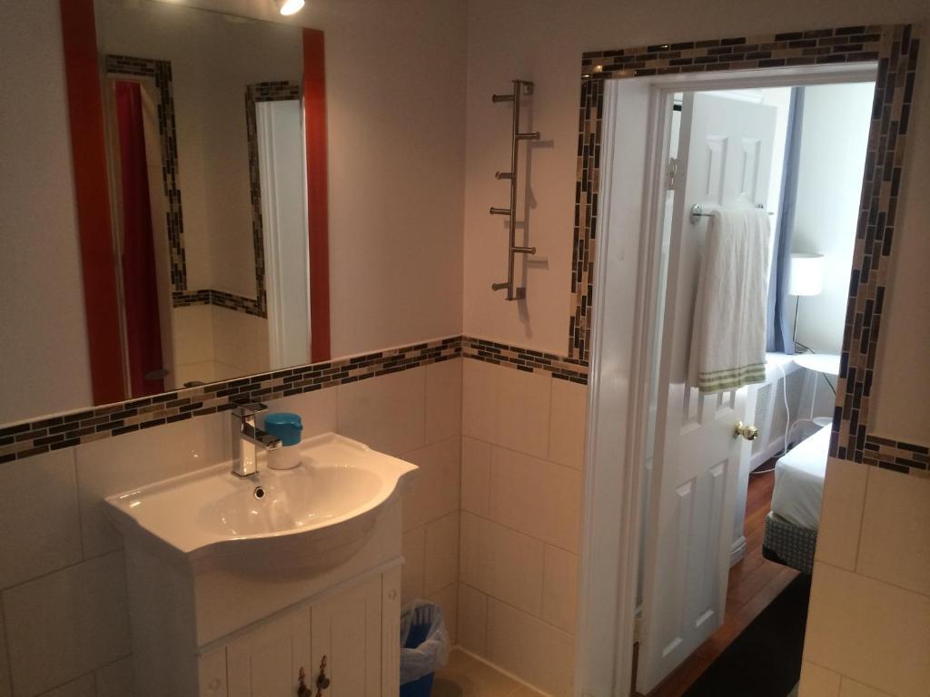 Quarto Queen Pequeno