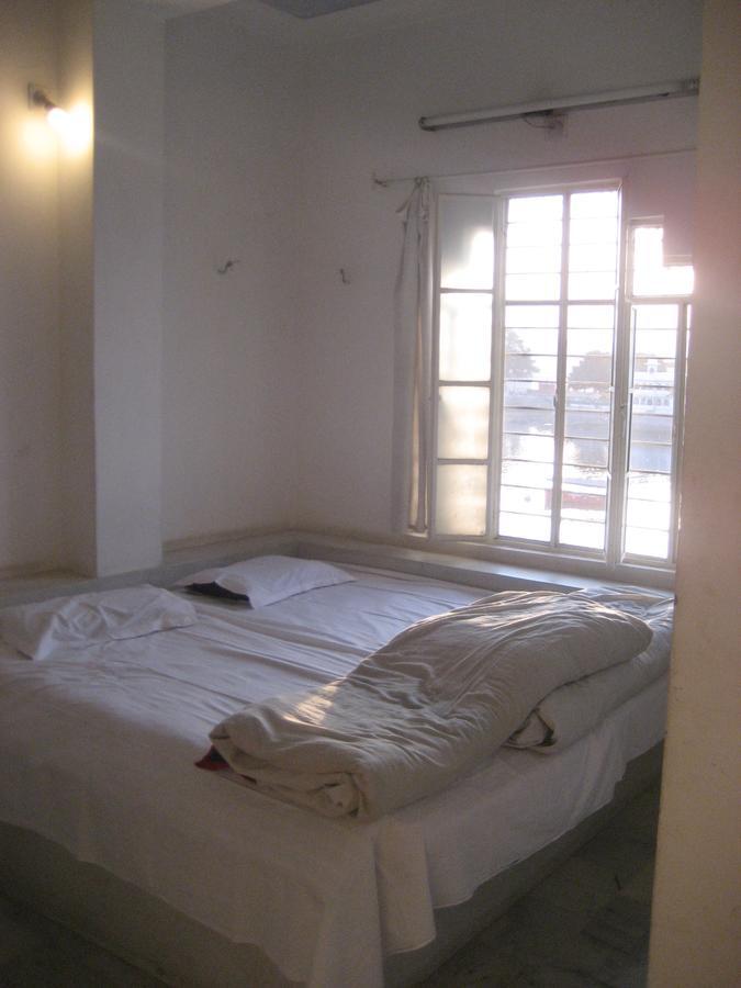 Standard Double Room with Fan,532561929:JPEG