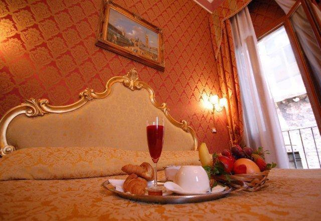 Junior Suite,61038730:JPEG