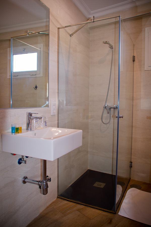 Triple Room Private Bathroom,836082941:JPEG