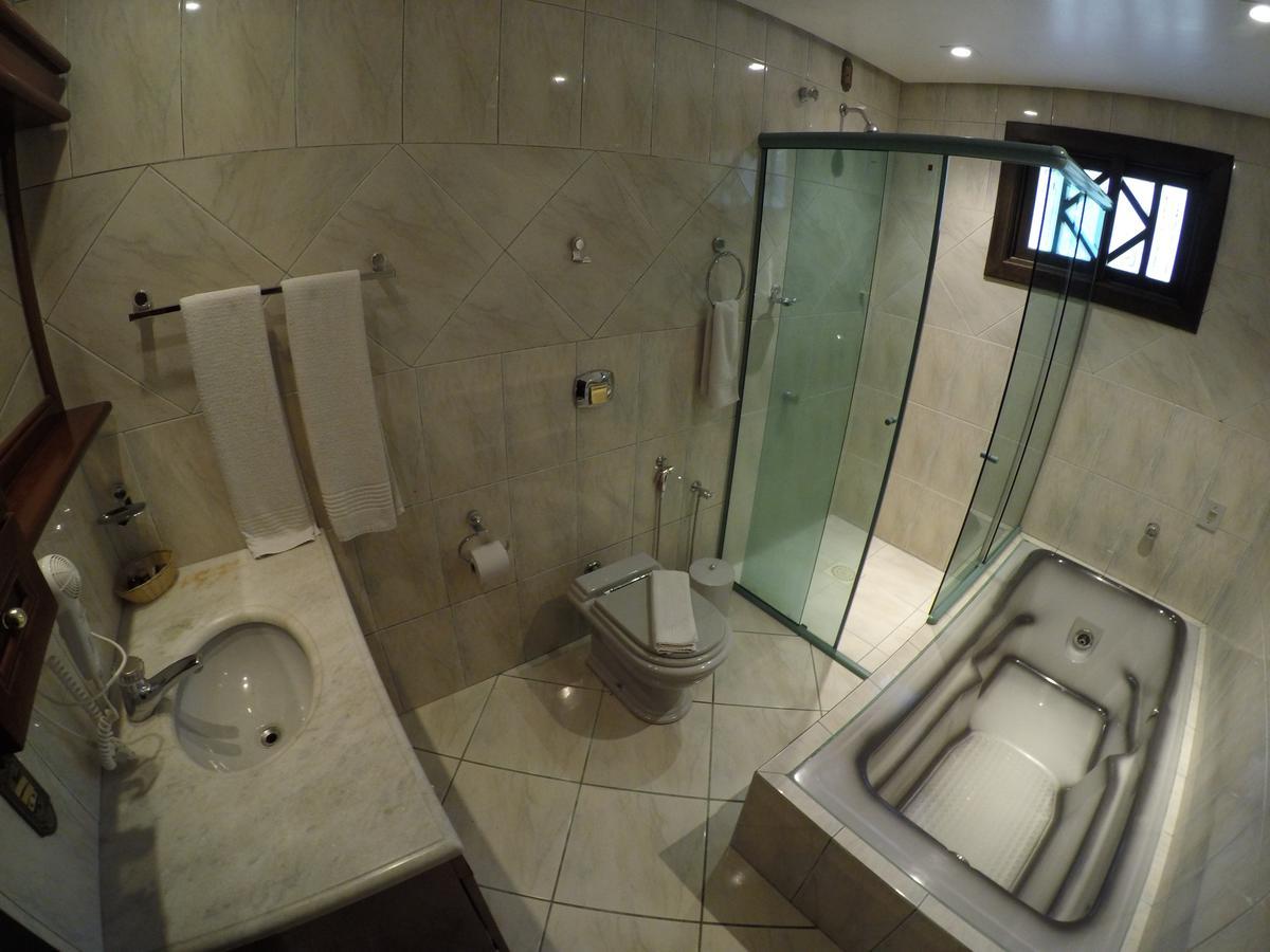 Deluxe Double or Twin Room Spa Bath