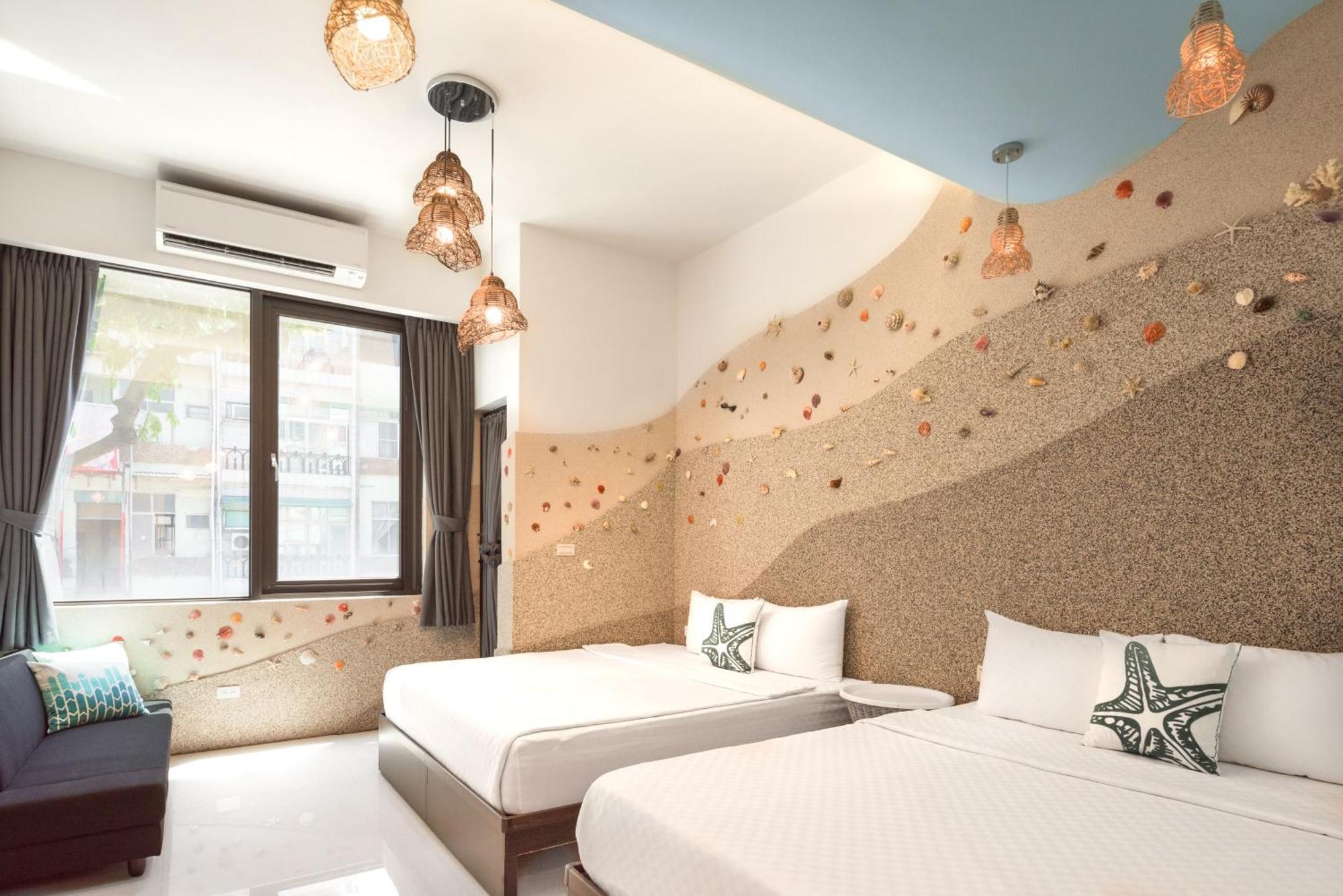 Deluxe Quadruple Room