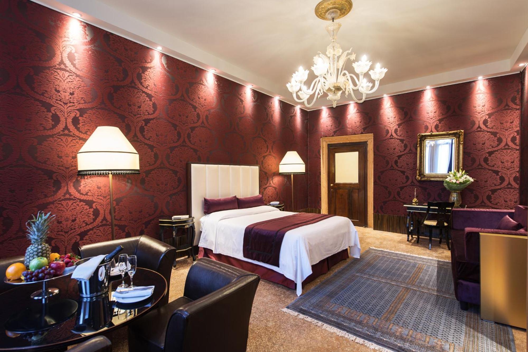 Family Room,1209421381:JPEG