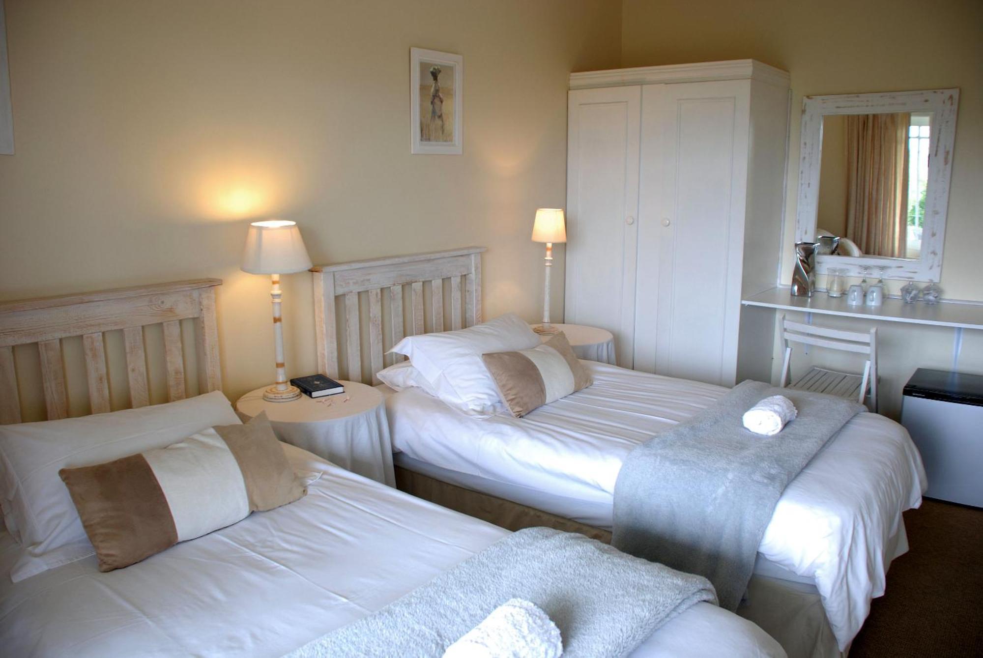 Twin/Double Room,710221960:JPEG